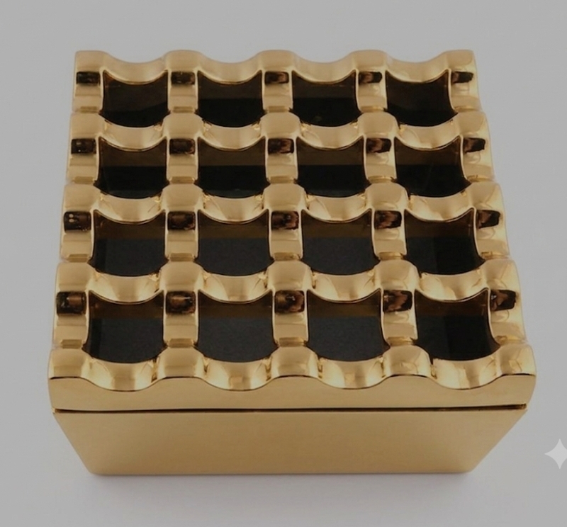 Kare Petek Küllük — Gold